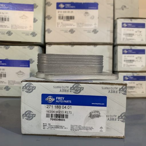 Két làm mát dầu Mercedes C180, C200 W203 - 2711880401 - Ảnh 2