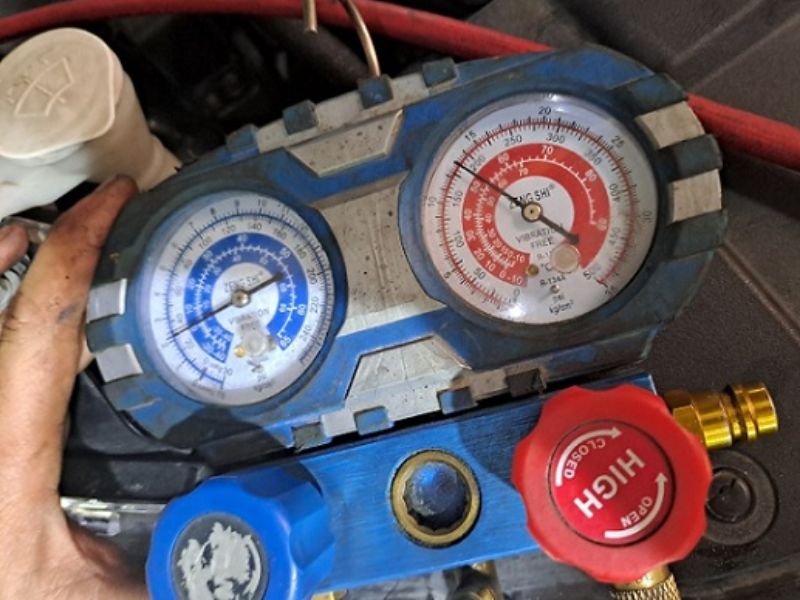 Nạp ga điều hòa ô tô bao nhiêu là đủ? Quy trình nạp ga chính xác 1 Nạp ga điều hòa ô tô bao nhiêu là đủ?