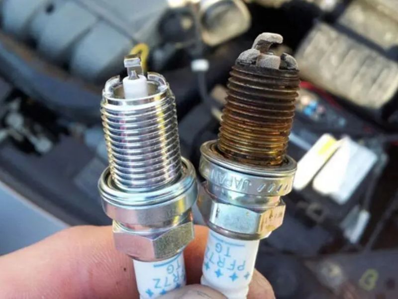18 nguyên nhân & cách xử lý khi xe ô tô bị hụt ga chết máy triệt để 3 Bugi mòn ảnh hưởng đến xê khi tăng tốc