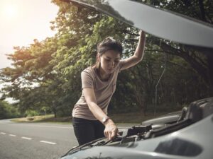 Xe ô tô bị hụt ga chết máy