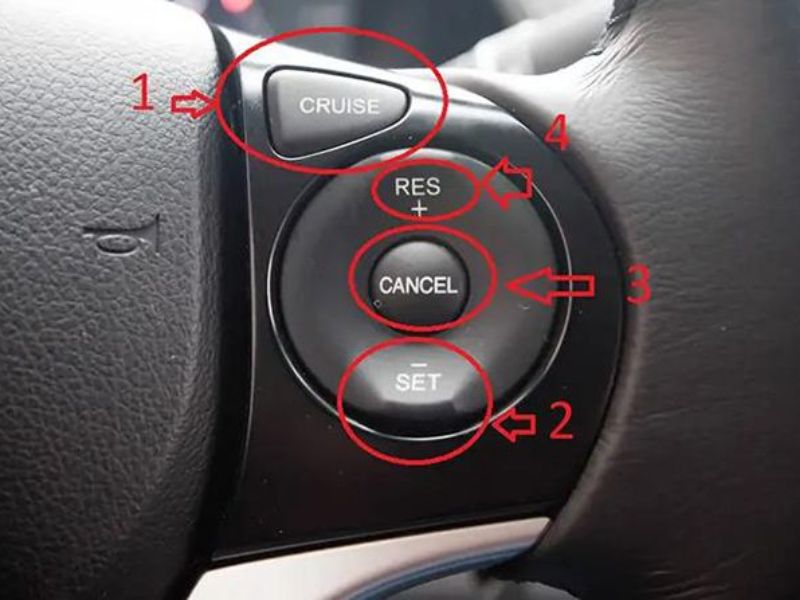 Cruise Control là gì? Cách sử dụng Cruise Control trên ô tô 4 Chỉ nên bật Cruise Control trên cao tốc hoặc những đoạn đường dài, thẳng và ít xe cắt ngang