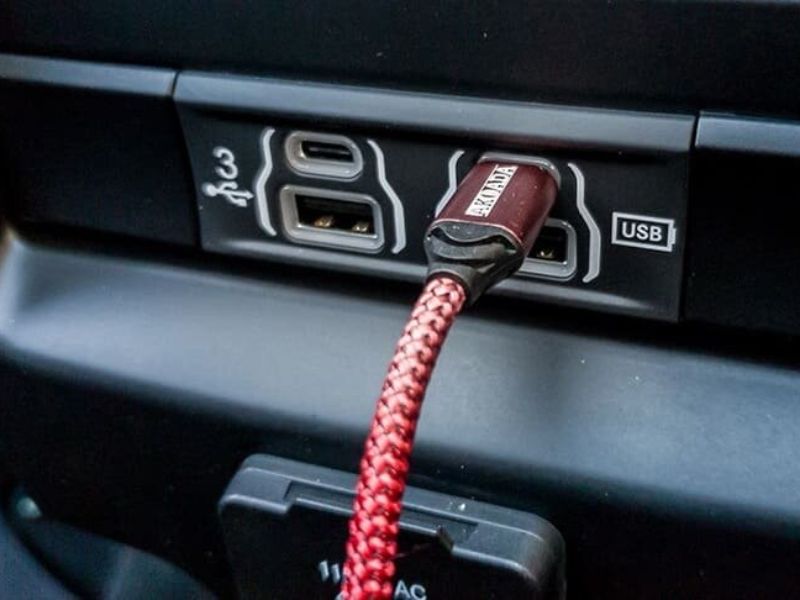 Hướng dẫn cách sử dụng usb trên xe ô tô để nghe nhạc cực đã 4 cách sử dụng usb trên xe ô tô