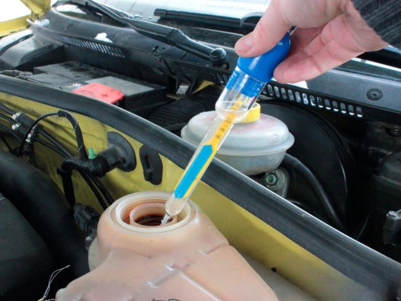 Cách thay nước làm mát xe Mercedes và một số lưu ý khi thay 4 Những lưu ý quan trọng khi thay nước làm mát Mercedes