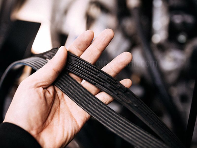 Máy phát ô tô bị hỏng: 11 dấu hiệu, nguyên nhân và cách xử lý 6 Dây đai truyền động bị lỏng, mòn hoặc đứt