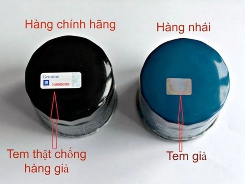 Hàng chính hãng là gì? Cách phân biệt phụ tùng ô tô chính hãng 3 Hàng chính hãng có tem nhãn sắc nét, tỉ mỉ hơn hàng kém chất lượng