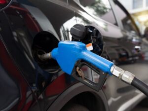 Xe ô tô bị ngộp xăng