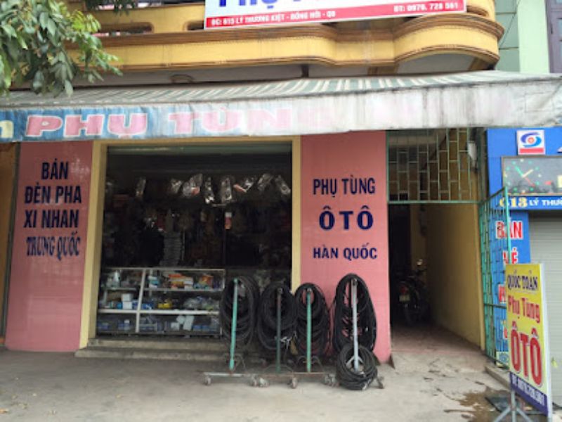 Cửa hàng phụ tùng ô tô Quốc Toản tại Quảng Bình