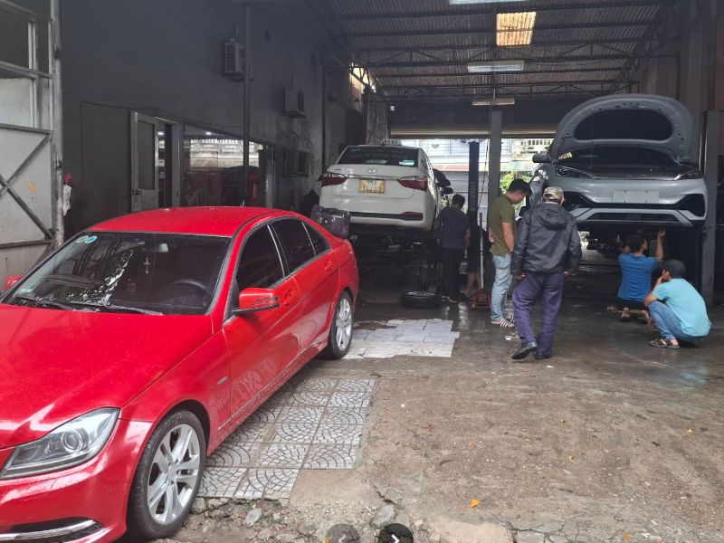 13+ gara sửa chữa ô tô ngập nước tại Huế uy tín, chuyên nghiệp 5 Gara sửa chữa ô tô của Hoàng Thắng Auto