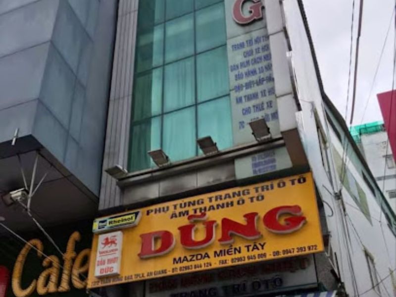 Phụ tụng ô tô Dũng