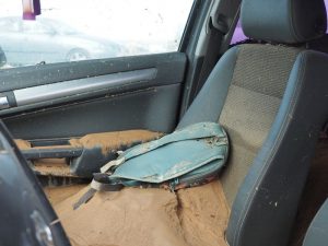 Xe ô tô ngập nước đến đâu thì nguy hiểm