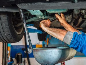 Dầu cầu ô tô bao lâu phải thay?