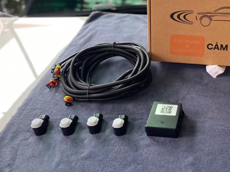 Cảm biến va chạm giá bao nhiêu? Một số thương hiệu cảm biến tốt 2 Giá cảm biến va chạm 4 – 6 – 8 mắt (hỗ trợ đỗ xe)