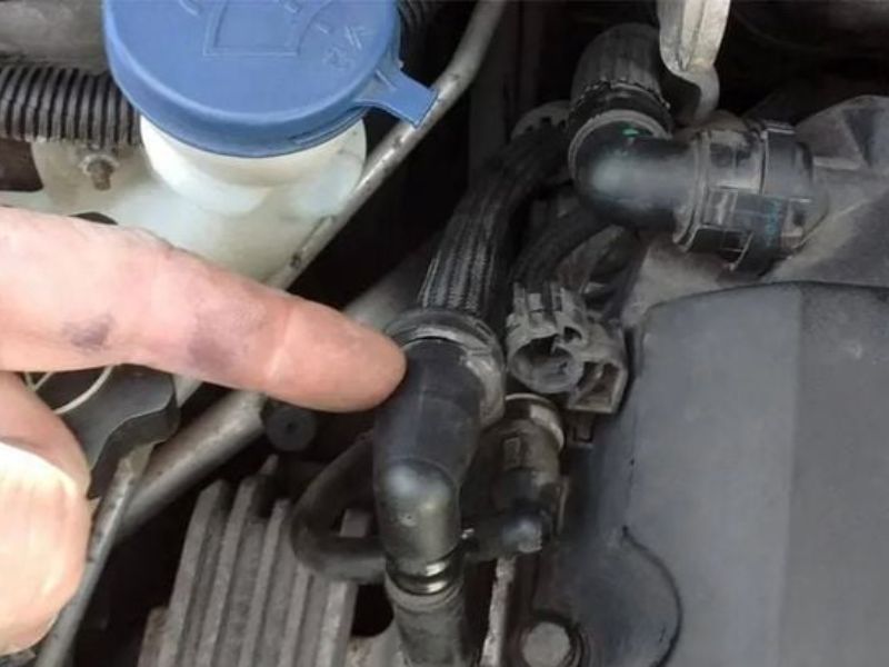 Nguyên nhân chảy dầu turbo, dấu hiệu và cách xử lý an toàn 7 Kiểm tra hệ thống thông hơi cacte (PCV)