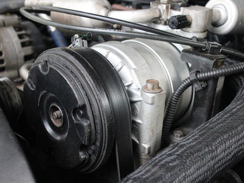 Kiểm tra thấy lốc lạnh kêu to do gas lạnh bị hao hụt chưa được bù thêm