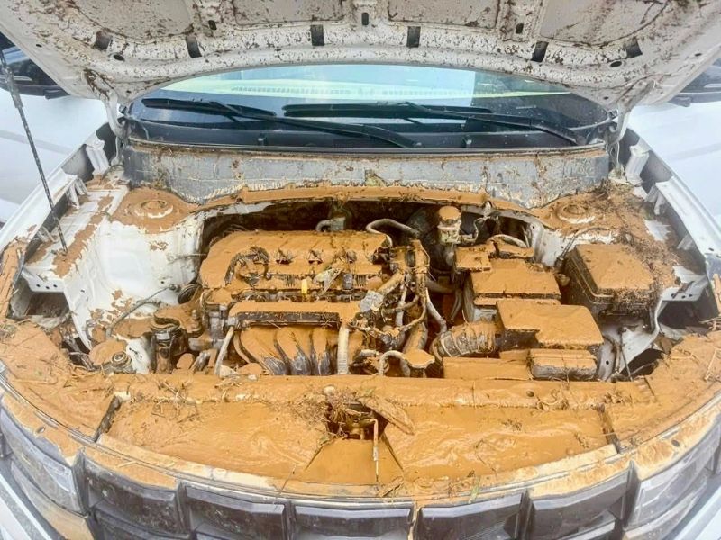 Ô tô ngập nước hỏng gì