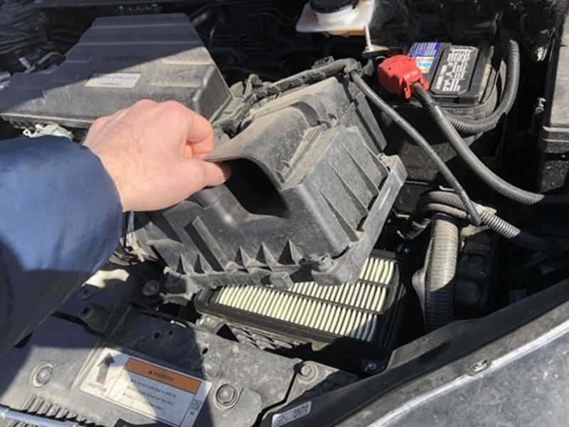 Tháo lọc gió ra để đánh giá khả năng sử dụng lại