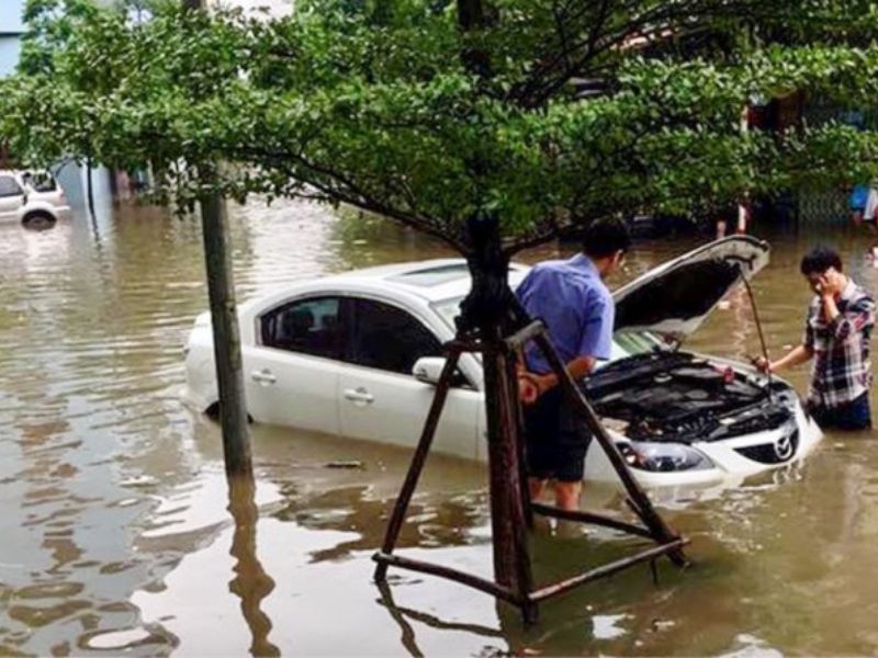Còi xe ô tô kêu nhỏ: Nguyên nhân, cách khắc phục và lưu ý 3 Còi ô tô bị ngâm nước