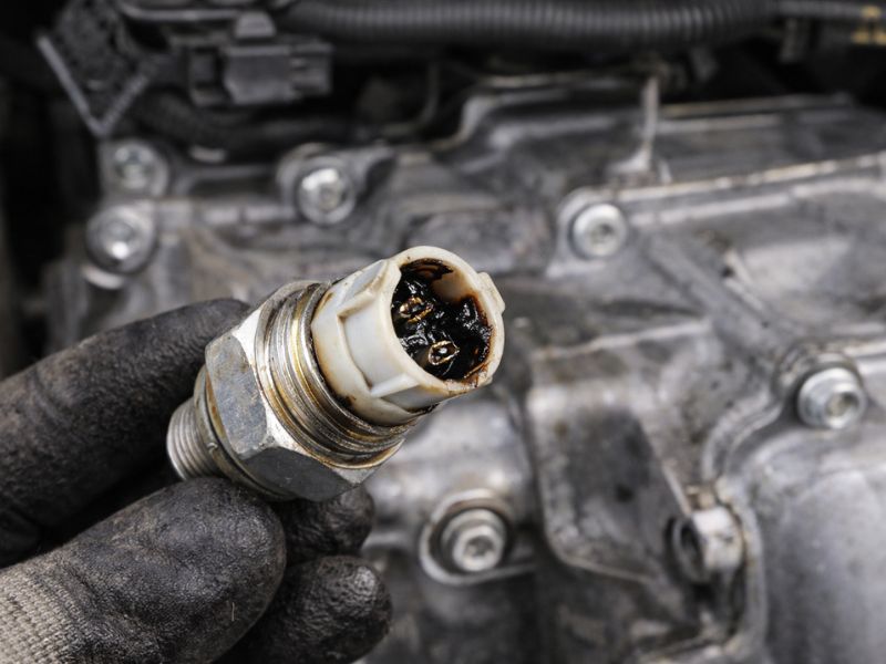 Công tắc đèn lùi gặp vấn đề khiến đèn không nhận tín hiệu bật