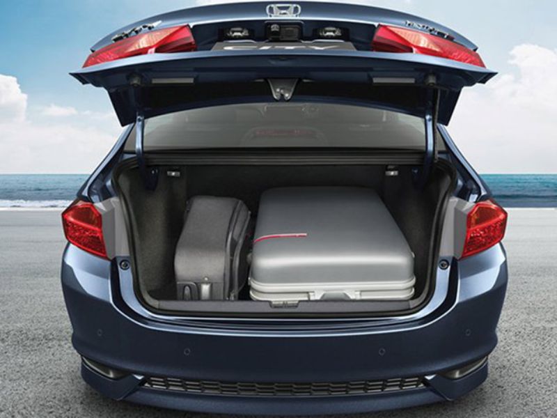 Nguyên nhân & khắc phục cốp sau lên xuống không đúng hành trình 6 Dấu hiệu nhận biết cốp sau gặp lỗi hành trình