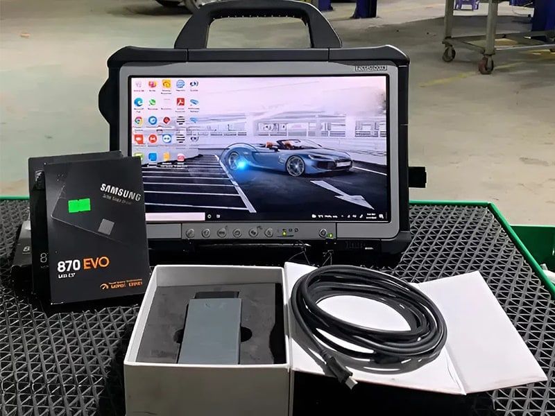 Nguyên nhân & khắc phục khi xe có hiện tượng giật khi dừng đèn đỏ 6 Dùng máy chẩn đoán đọc lỗi cảm biến