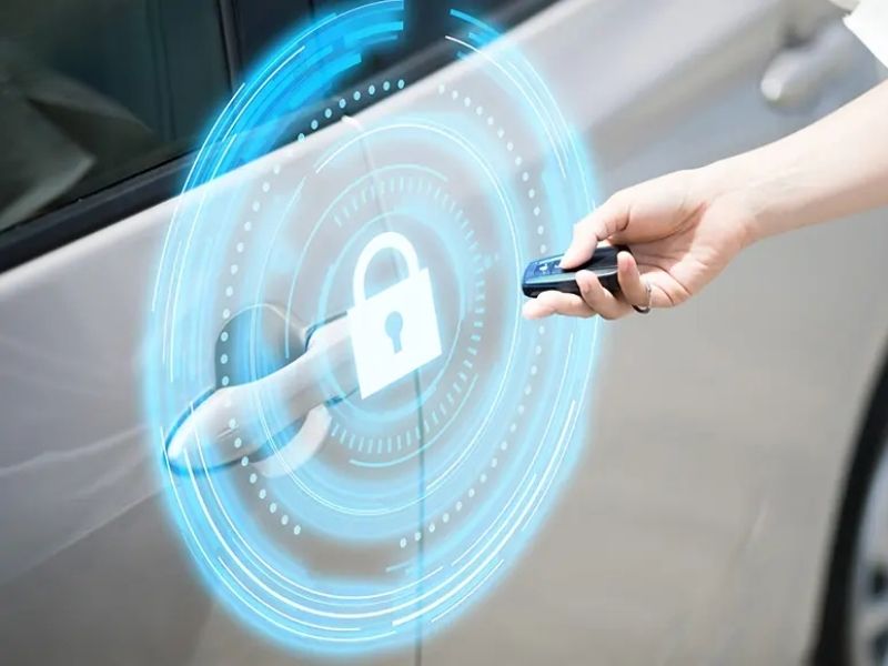 Nếu hệ thống chống trộm trên xe đang kích hoạt thì chìa khóa cũng không thể về ON hoặc OFF