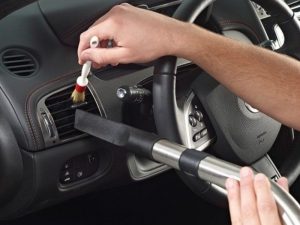 Rửa xe dọn nội thất