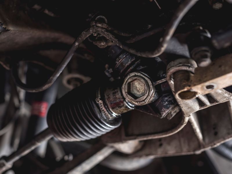 Lỗi thước lái ô tô: Dấu hiệu, khắc phục và phí thay 2026 8 Thước lái bị lỗi không xử lý nhanh sẽ gây tốn nhiều chi phí sửa chữa