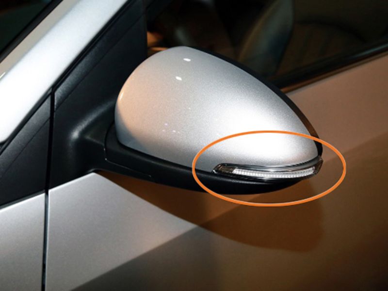 Trường hợp 1 đèn xi nhan không sáng