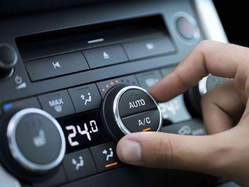 Chế độ chỉnh gió/nhiệt độ cài đặt sai trên xe ô tô