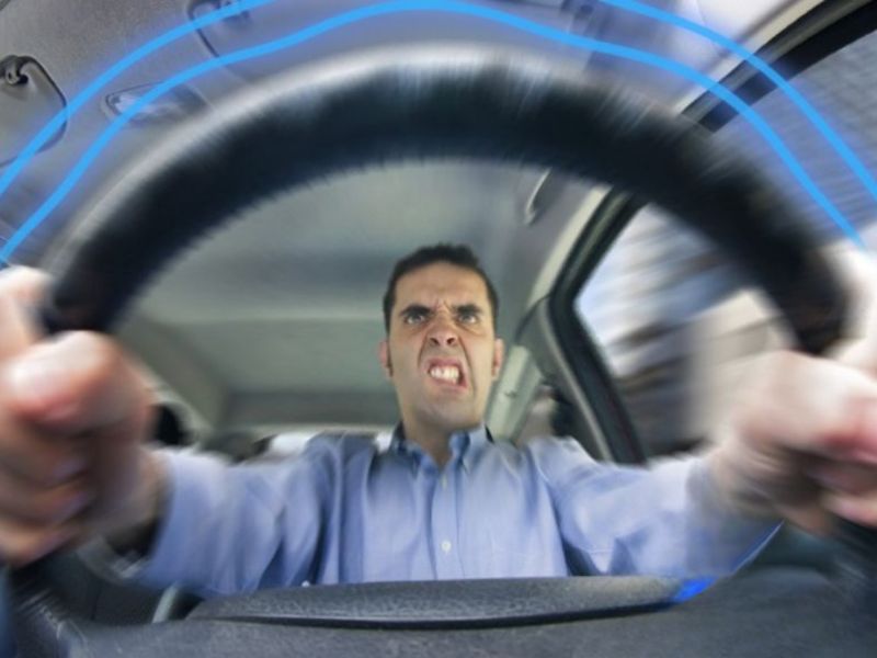 Xe rung giật nhẹ khi vừa nổ máy