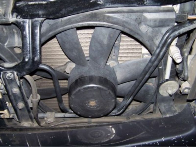 Bao lâu nên bảo dưỡng quạt điều hòa ô tô?