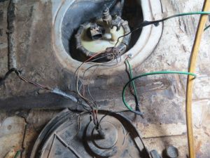 Cách kiểm tra phao xăng ô tô