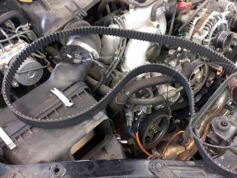 Dây curoa ô tô bị giãn