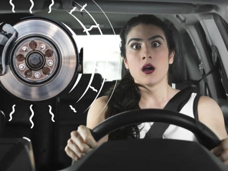 Dấu hiệu, quy trình và các hạng mục khi kiểm tra gầm xe ô tô 2 Xe bị rung hoặc lắc trong quá trình di chuyển