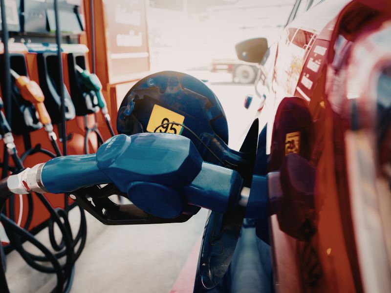 Xe hao xăng bất thường vì phải đổ thêm sau thời gian ngắn vận hành