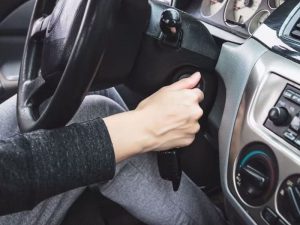 Xe ô tô đề không nổ