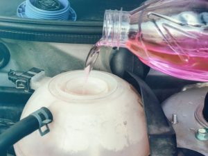 Chảy nước ở bình nước phụ