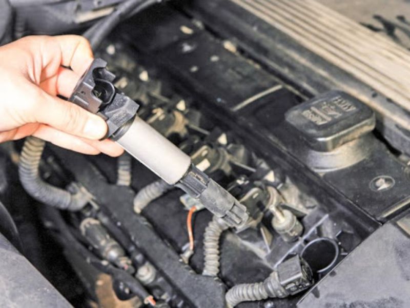 Động cơ ga 1200Rpm rung nổ không đều: Nguyên nhân & khắc phục 4 Kiểm tra và thay bugi, bobin