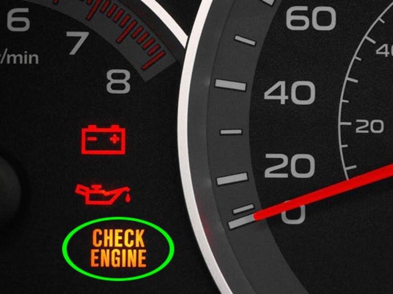 Kiểm tra lỗi check engine trên màn hình taplo