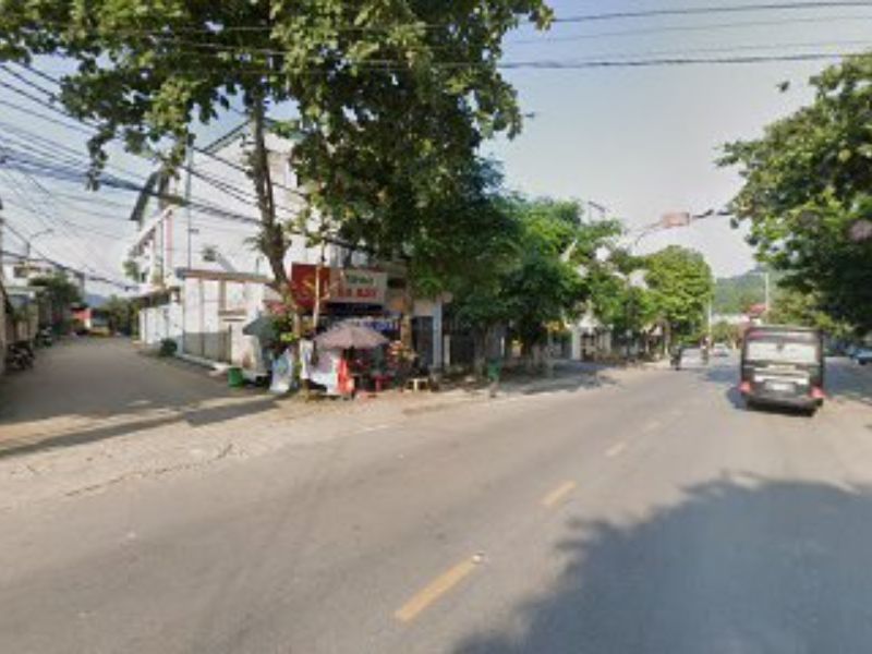Cửa Hàng Phụ Tùng Ô Tô Thắm Hồng