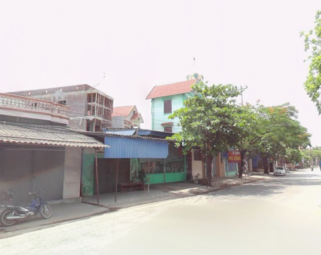 Cửa Hàng Phụ Tùng Ô Tô Hùng Thôn