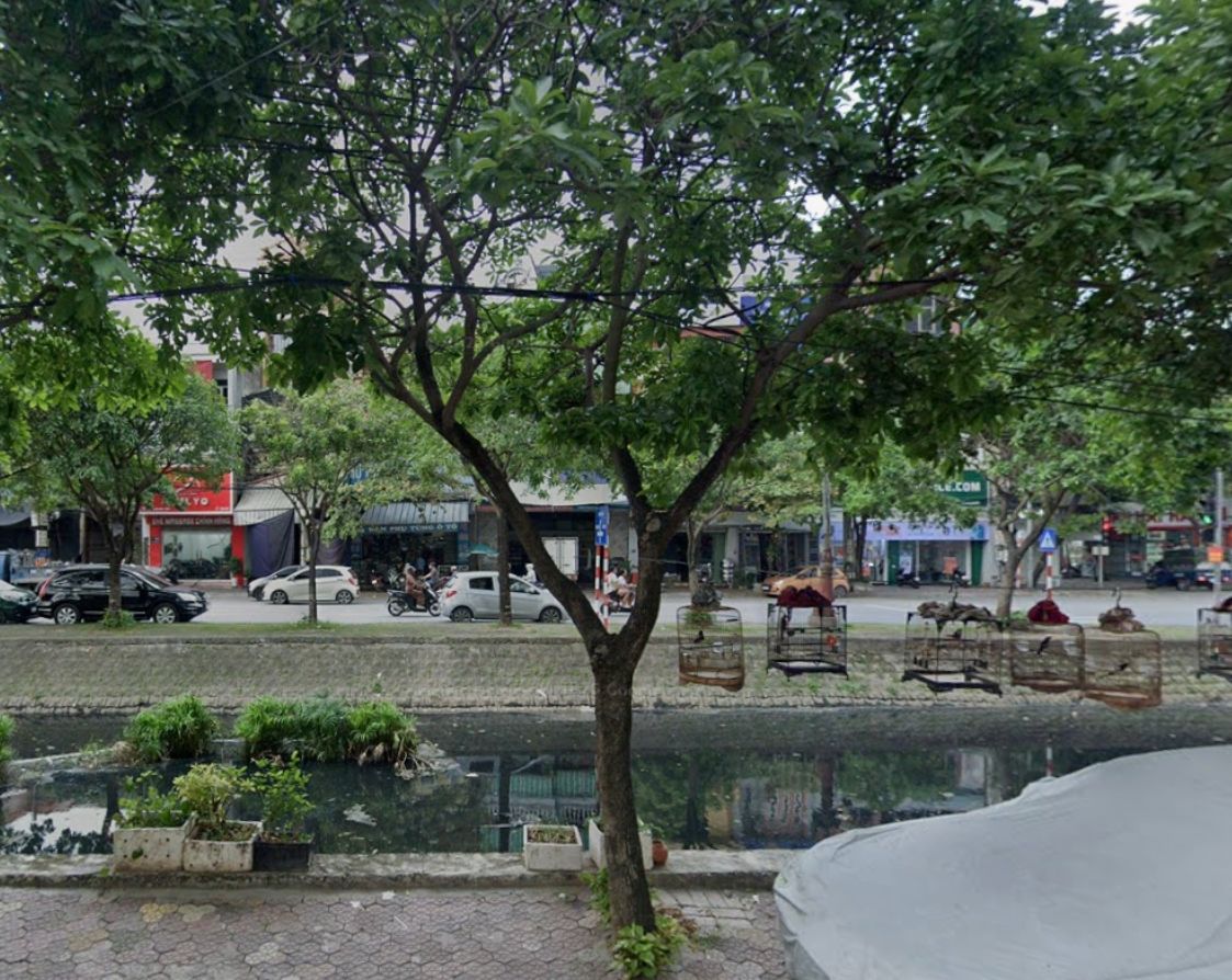 Cửa Hàng Phụ Tùng Ô Tô Hữu Trịnh