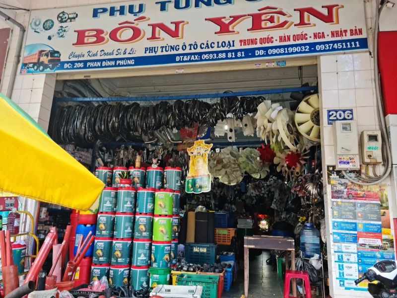 Cửa Hàng Phụ Tùng Ô Tô Bốn Yên